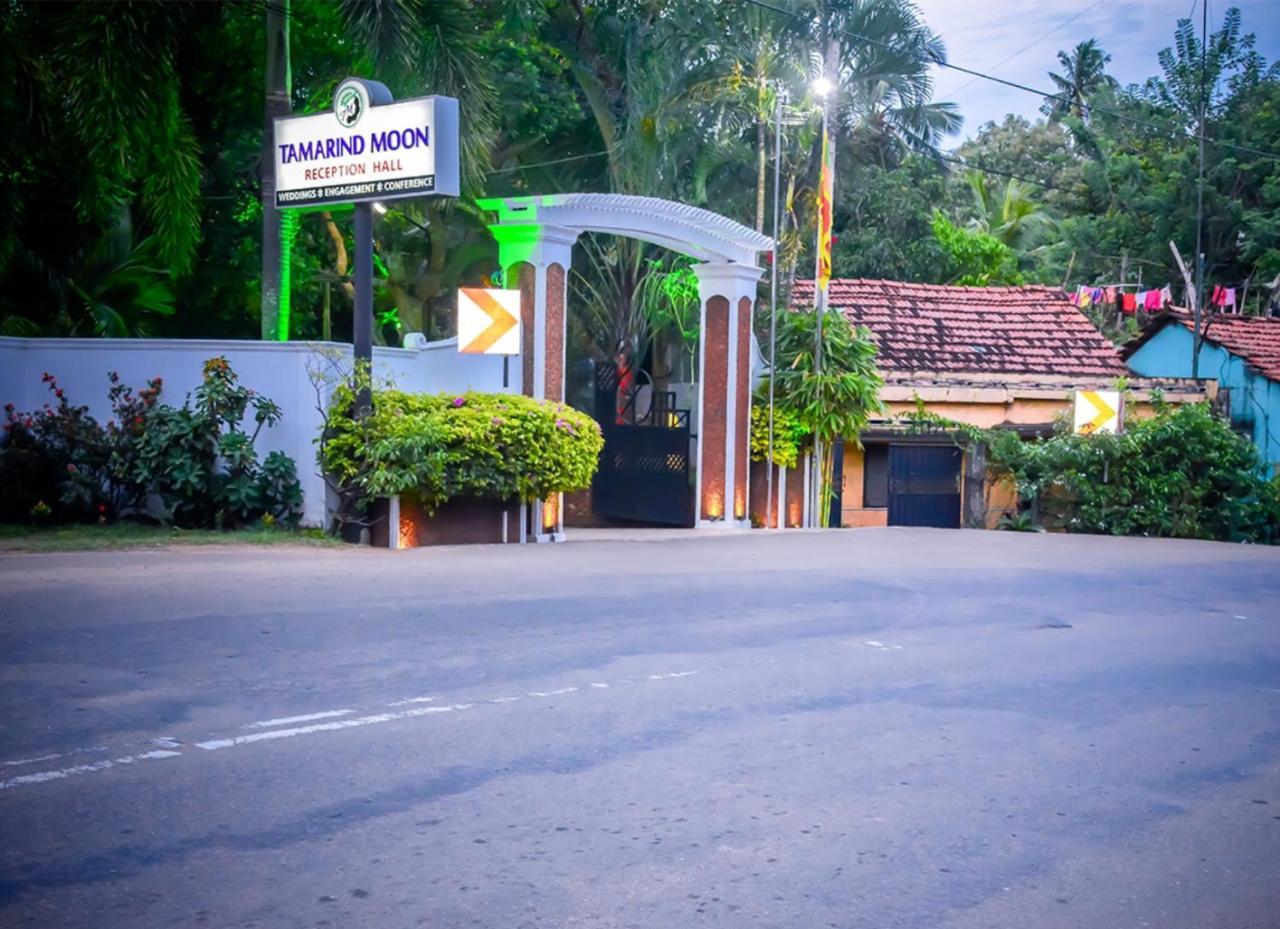 Tamarind Moon Hostel Dikwella Exterior foto